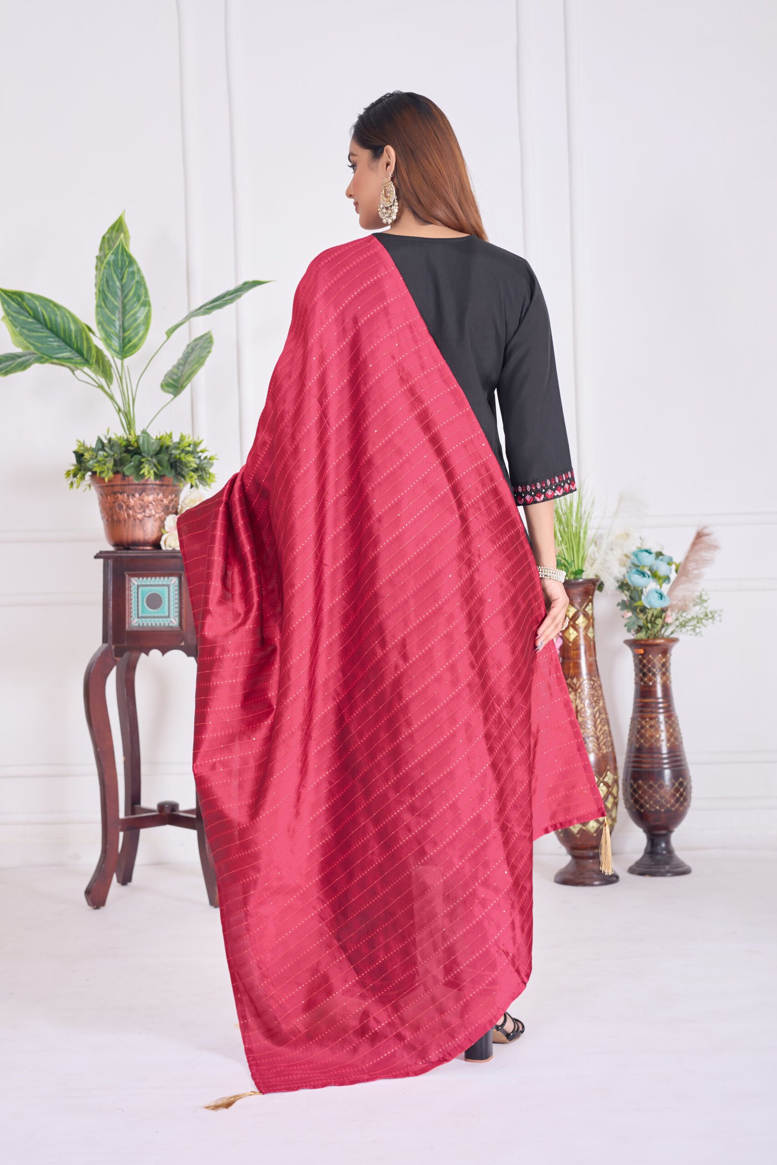 o'sajna embroidered silk kurti set o'sajna embroidered silk kurti set